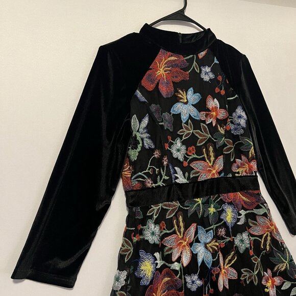Dress Women’s Velvet Black Floral Embroidery Size Large Long Sleeves Lined Zip - Picture 7 of 12